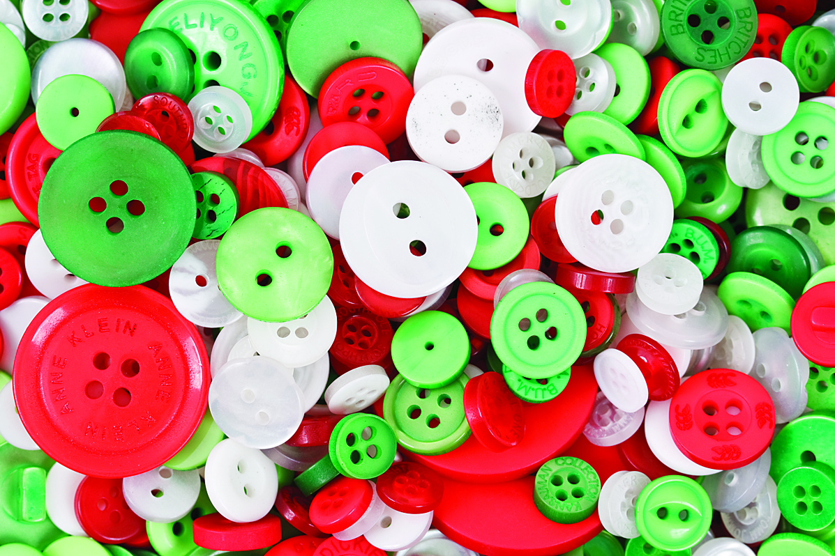 Christmas Buttons, 600g jar. A collection of buttons in traditional