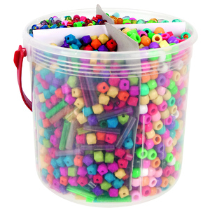 Zart Basics Plastic Beads in a Tub